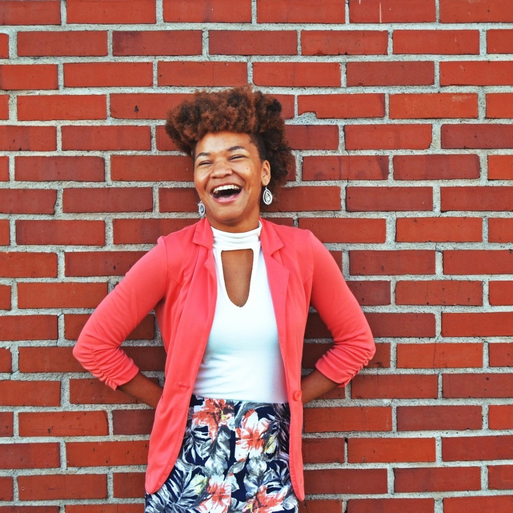 Meet your Posher, Latosha